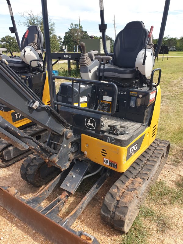 Used 2022 John Deere 17G Mini Excavator - Image 8