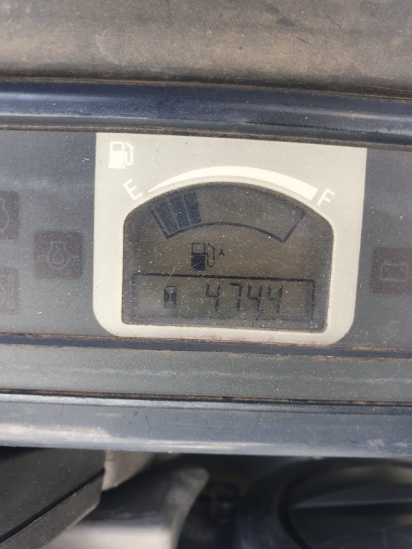 Used 2022 John Deere 17G Mini Excavator - Image 3