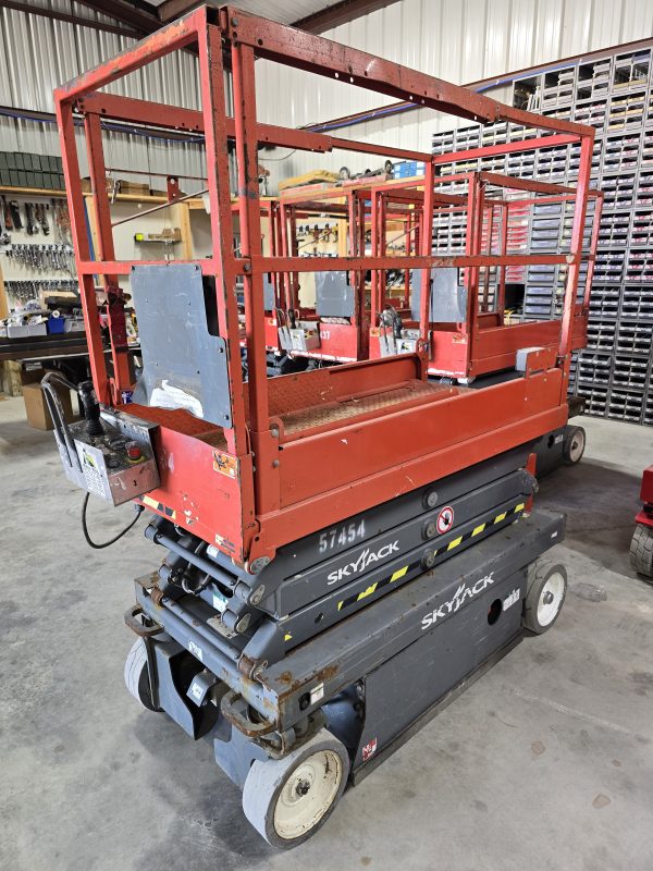 Used 2019 Skyjack SJ3219 Scissor Lift