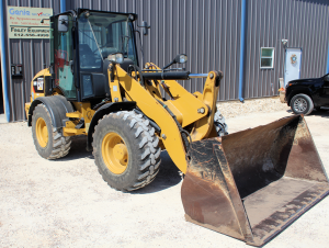 2019 Caterpillar 908M Wheel Loader